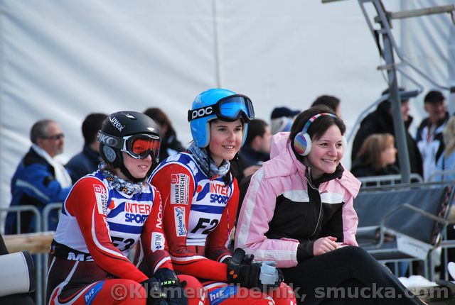 071 Michaela Kosi, Katja Jesenko